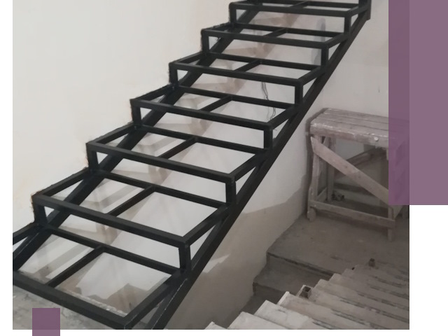 Демонтаж лестниц на металлокаркасе в Арзамасе: быстрый вывоз и разбор