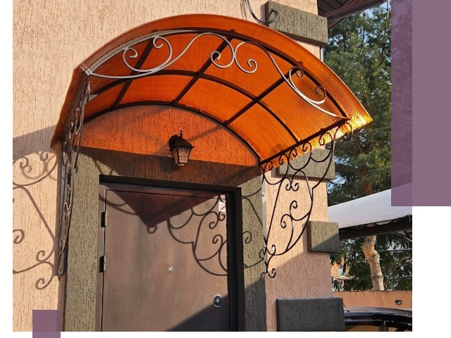 Демонтаж козырьков в Арзамасе быстро и безопасно