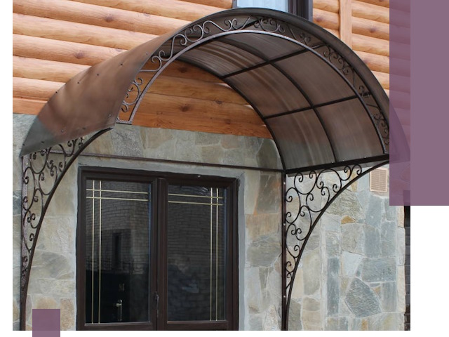 Арочные козырьки под ключ в Арзамасе: изготовление и монтаж