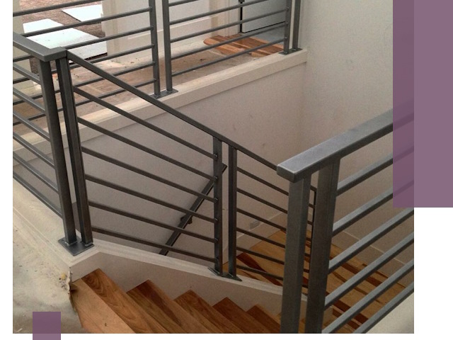 Изготовление поручней из металла и дерева в Арзамасе